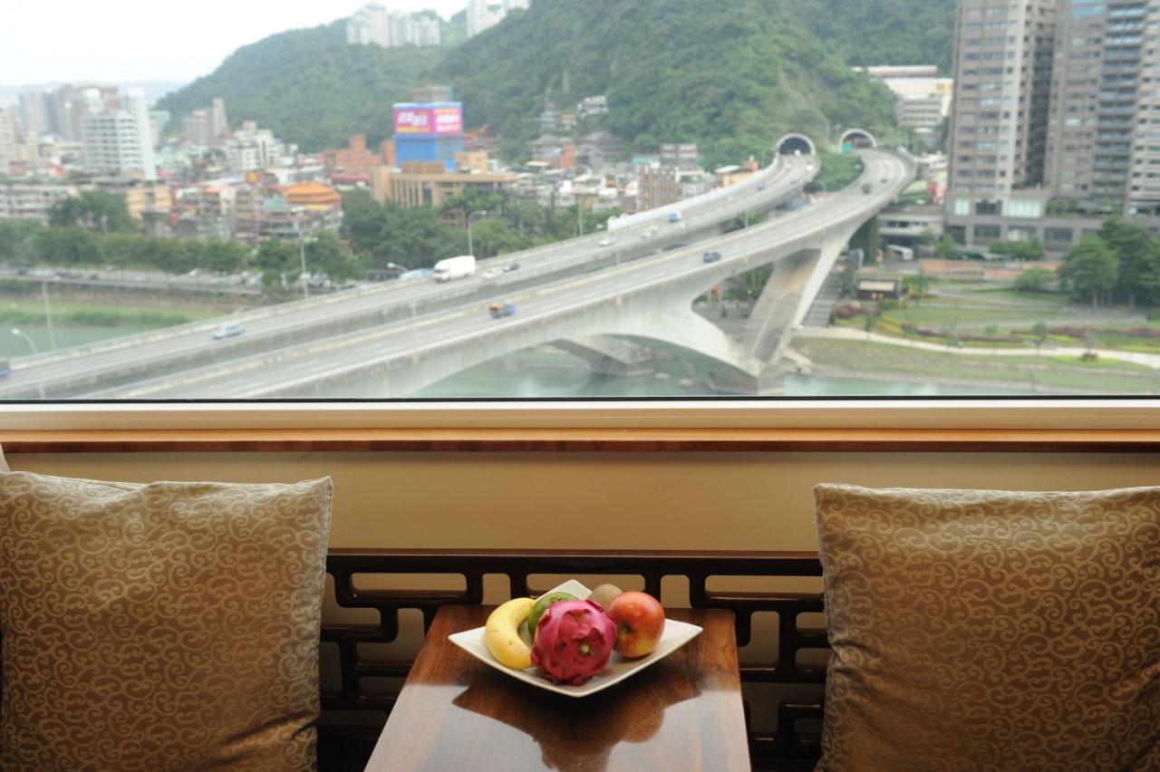 ビューティフル ホテル タイペイ 新店市 エクステリア 写真